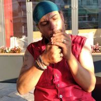 sakis